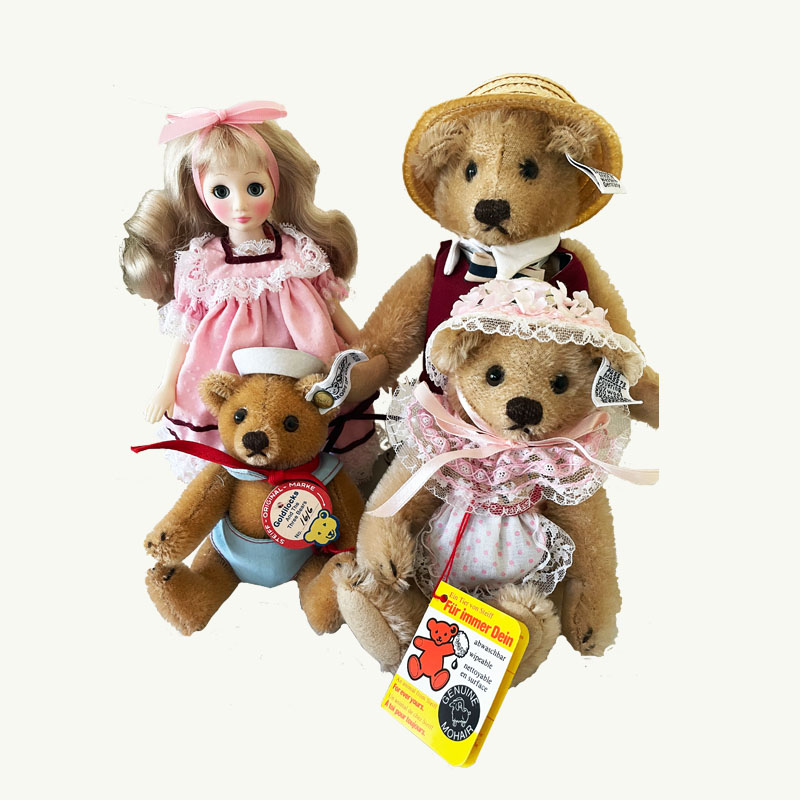 Goldilocks and Three Bears by Suzanne Gibson and Steiff for Reeves 